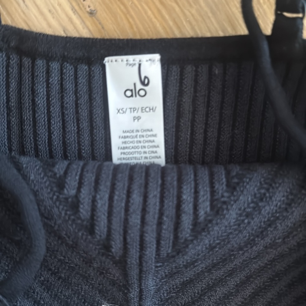 ALO Yoga Denim Knit Garter Tank -
Black/Anthracite-XS-NWT - Picture 7 of 7